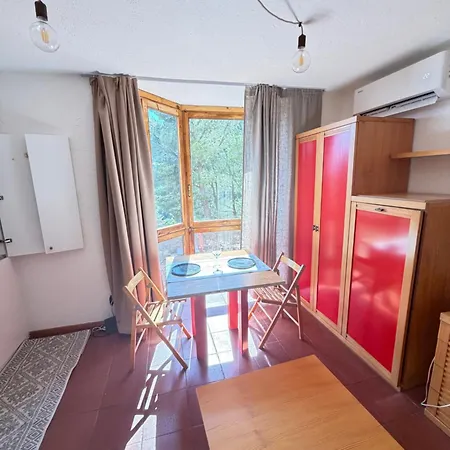 Pied A Terre Smeralda Apartment